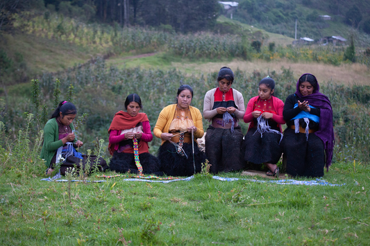 A timeless pieces made to honor the Chiapas woven technique