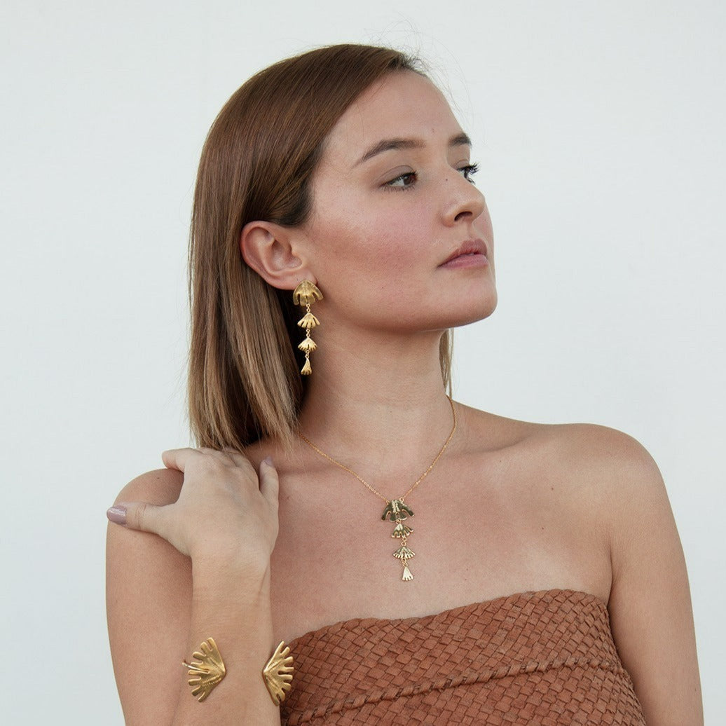 Lipsi Necklace