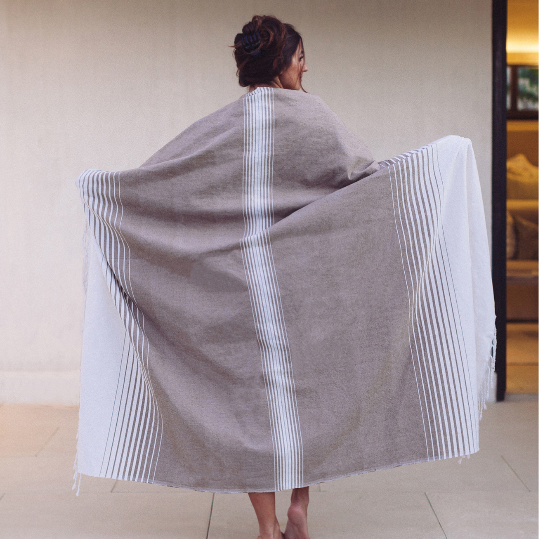 Del Mar Bicolor Throw