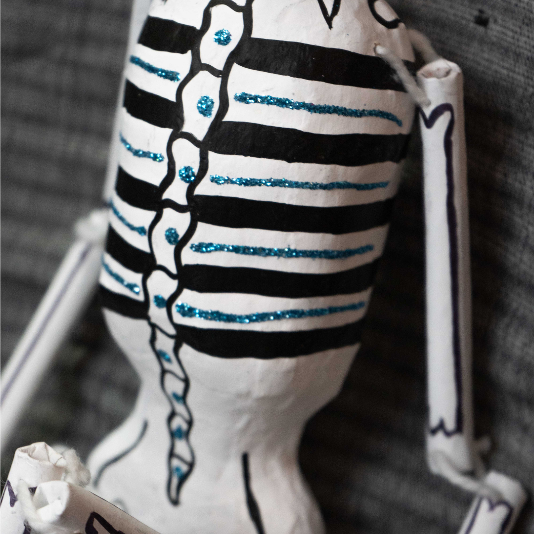 Skeleton Papel Mache M