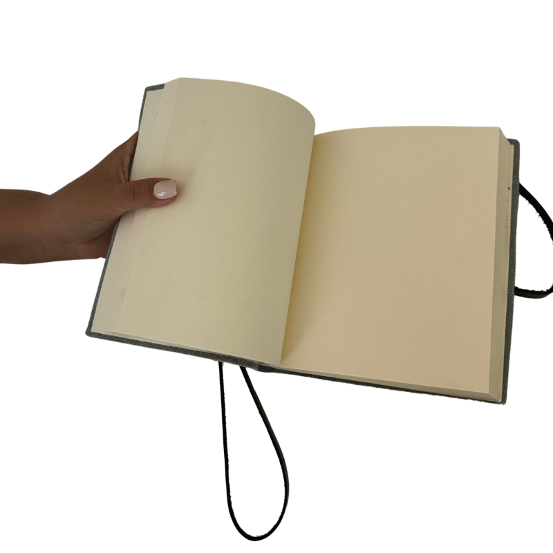 Islas Journal White And Tan Hair-Briso Tan