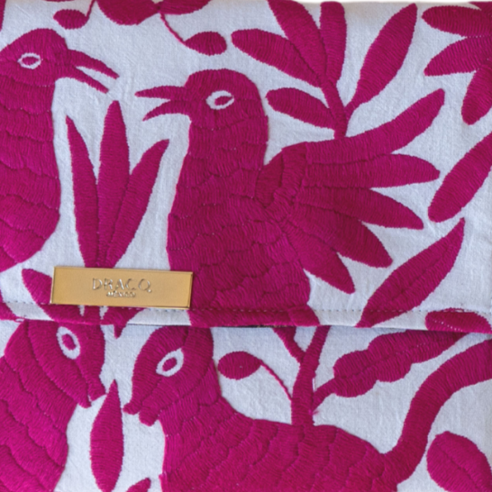 Otomi Joplin Clutch Fucsia