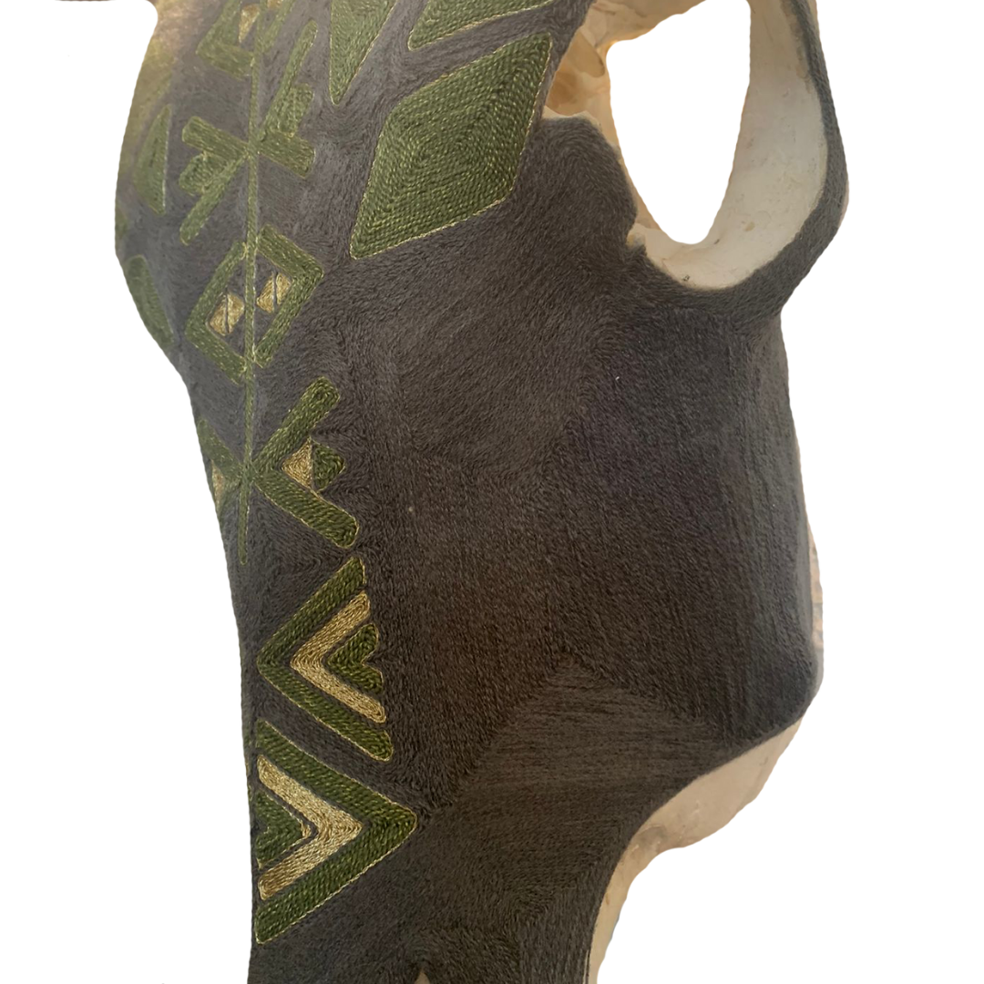 Threaded Huichol Skull N12