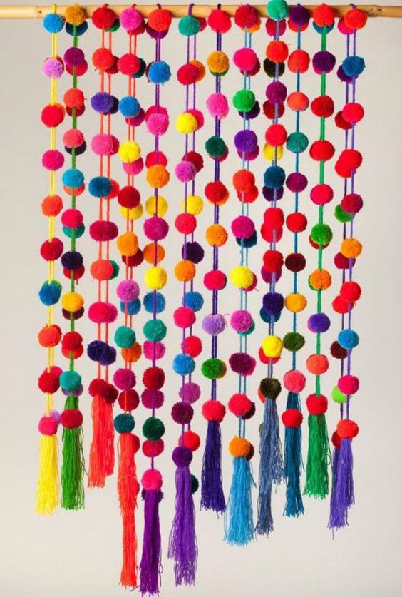 Pompon Garland Stacked