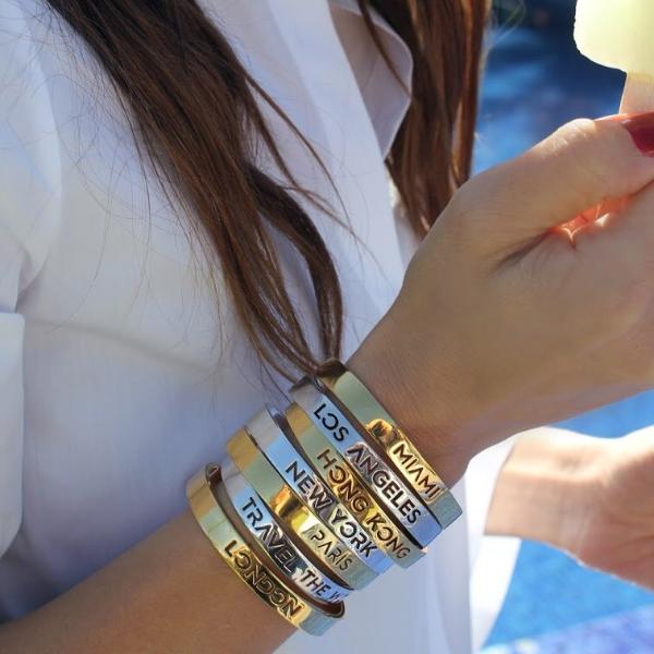 Travel the world on sale bracelet